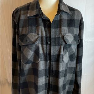 Wrangler Black and Gray Plaid Shirt/Jacket